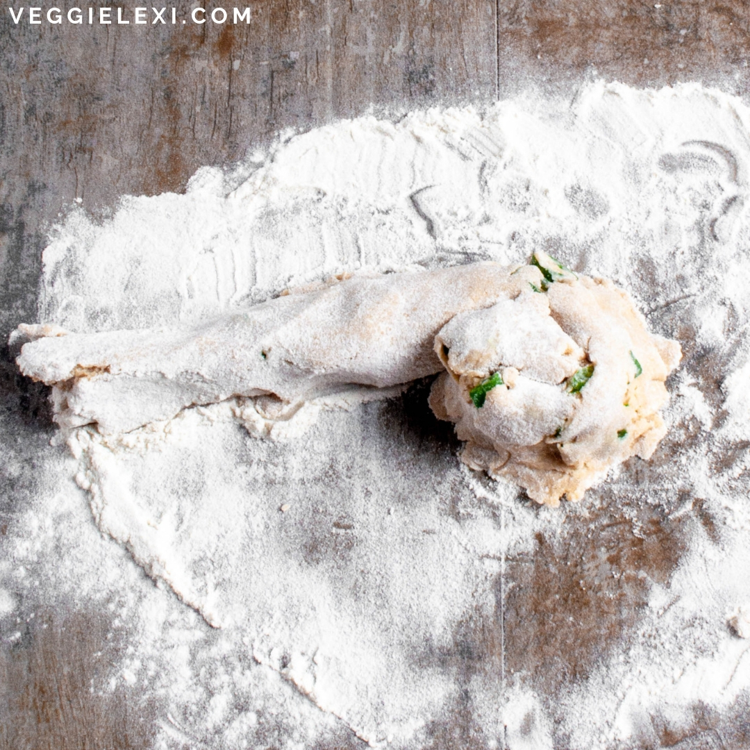 Healthy and delicious scallion pancakes that are made with oat flour. Vegan, gluten free, and oil free! #veggielexi #veganrecipes #glutenfreerecipes - by Veggie Lexi
