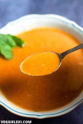 Delicious pumpkin soup that's savory, full of Fall spices, and just a hint of sweet. It comes together in only 5 minutes, one pot, and without blending. - by Veggie Lexi